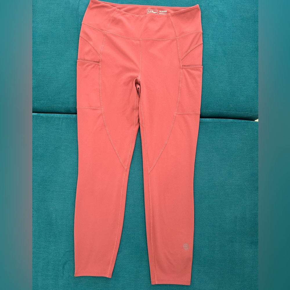 Women’s L.L. Bean Everyday Performance 7/8 Leggings, High-Rise Pocket- Size M